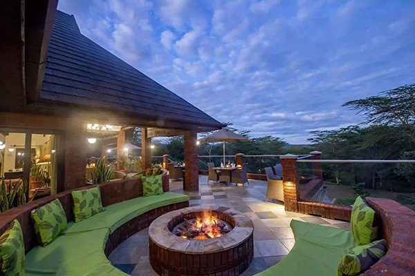 terrace dining